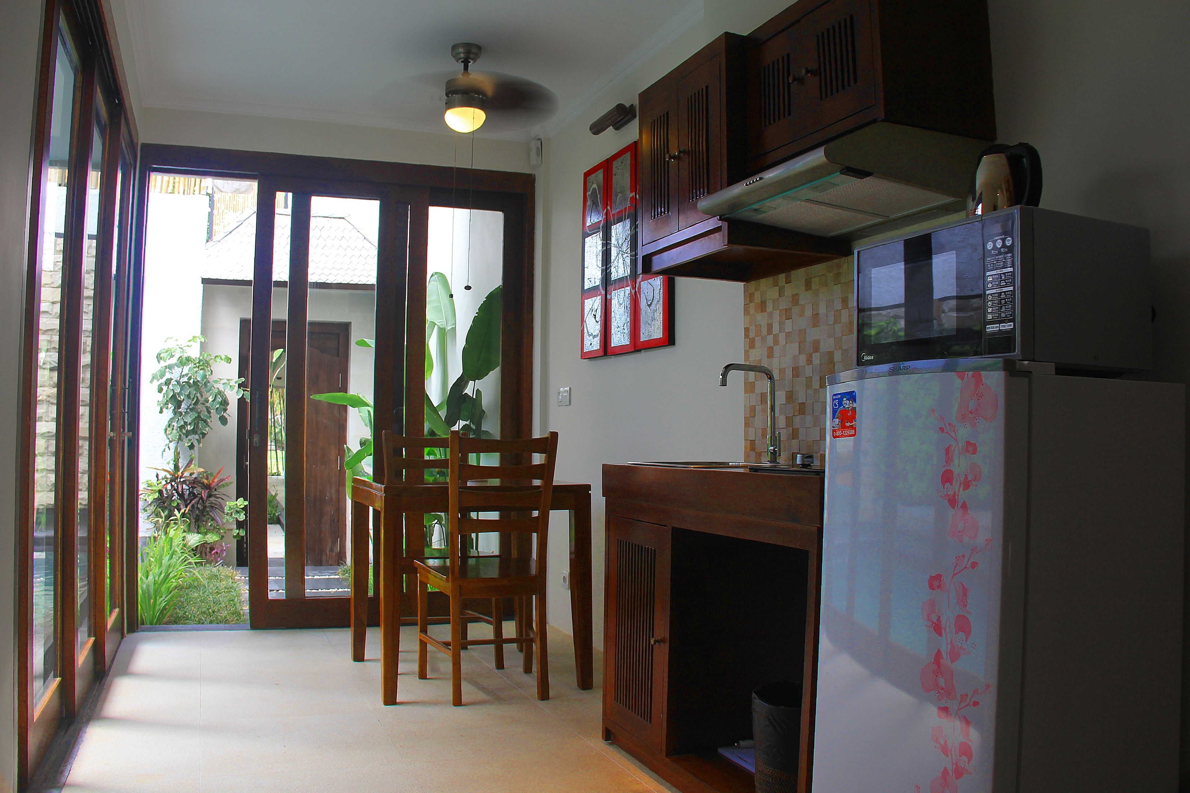 Private kitchenette