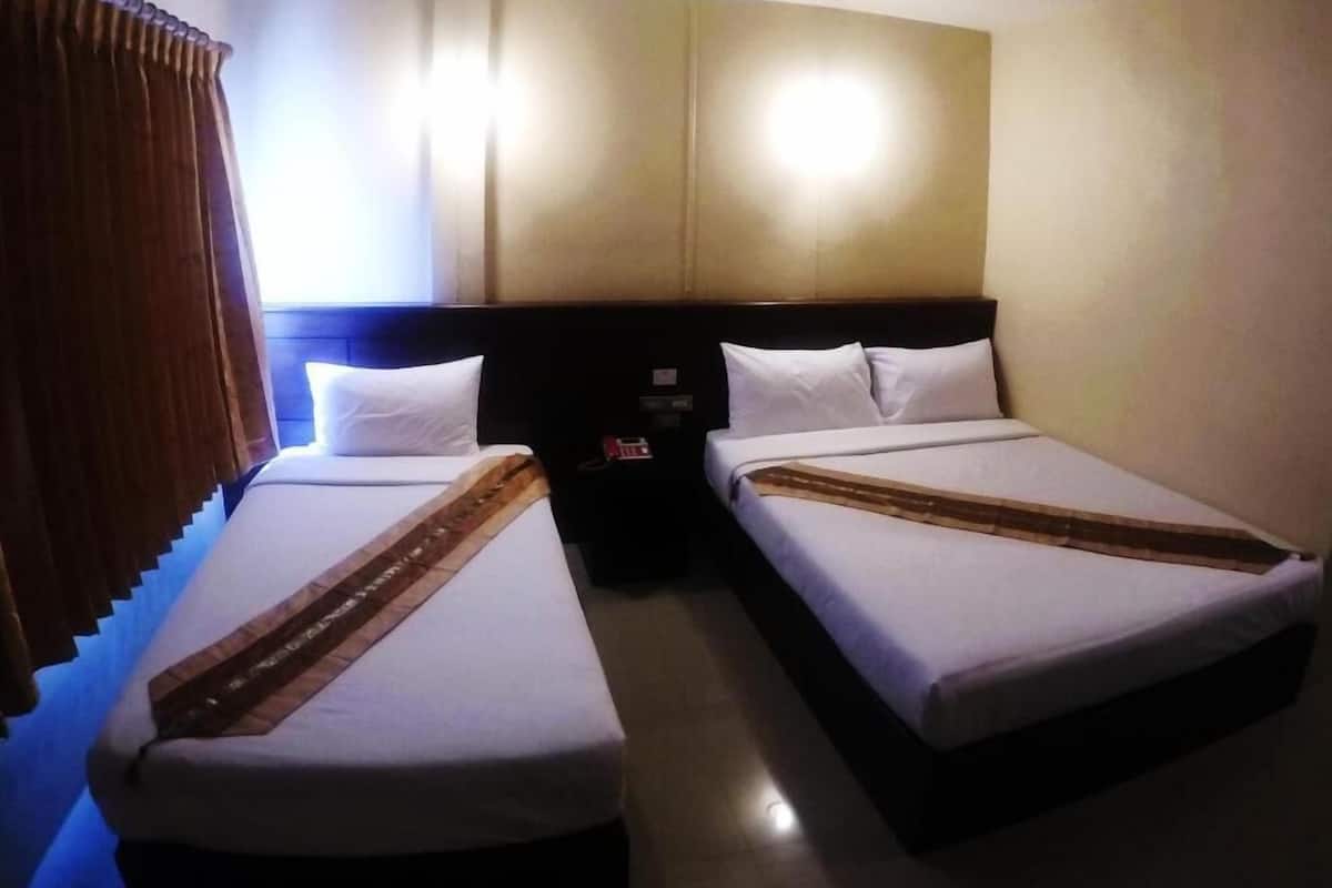 desk, blackout curtains, rollaway beds, free wifi