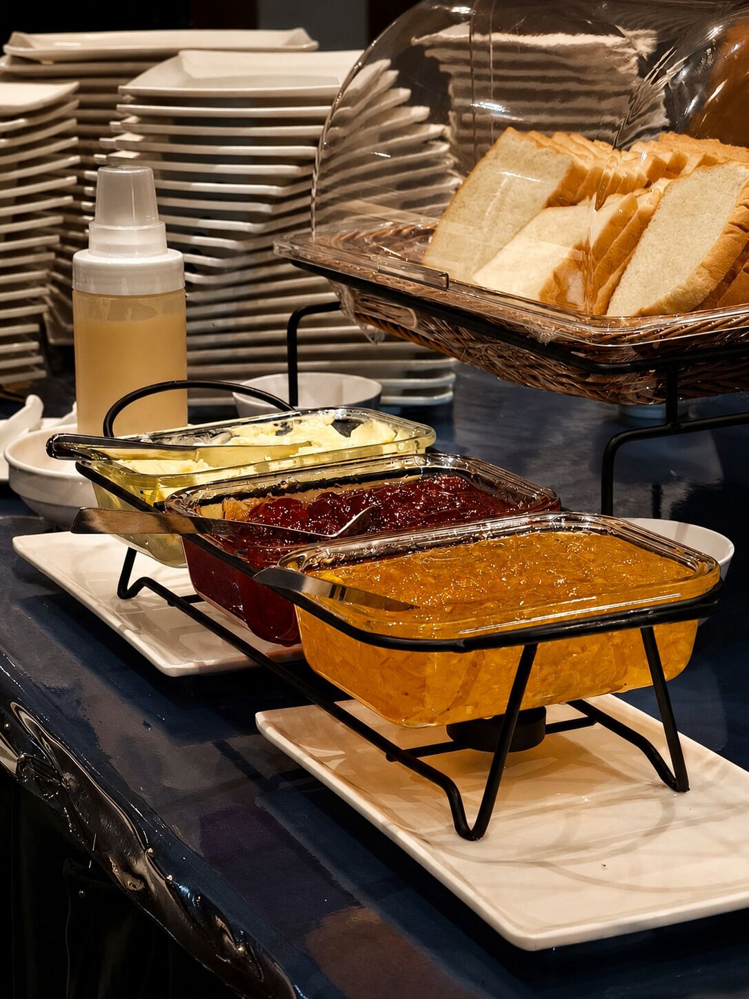 Daily buffet breakfast for a fee