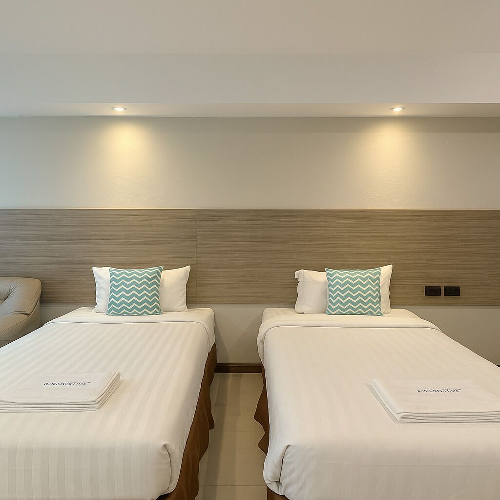 Premier Twin Room | Minibar, in-room safe, desk, free WiFi