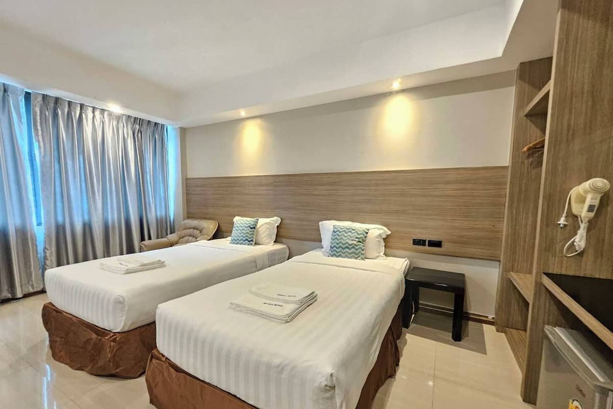 Premier Twin Room