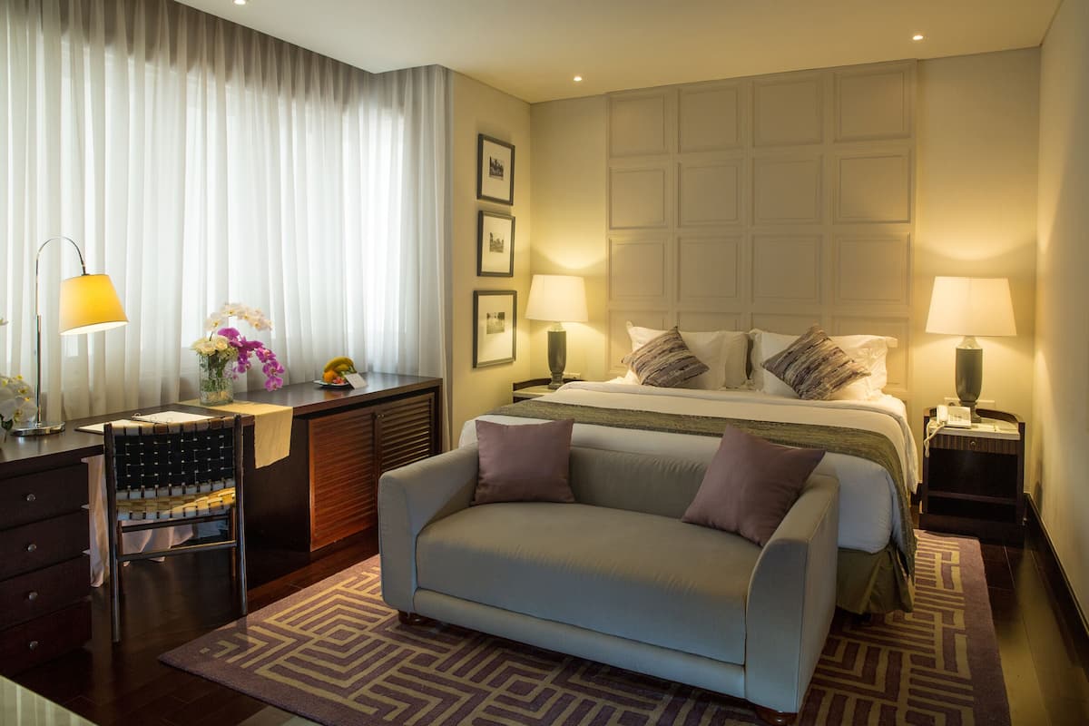Deluxe King Room | 2 bedrooms, premium bedding, in-room safe, desk