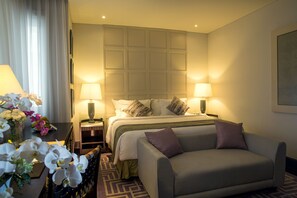 Deluxe King Room | 2 bedrooms, premium bedding, in-room safe, desk - The Shalimar Boutique Hotel (Malang)