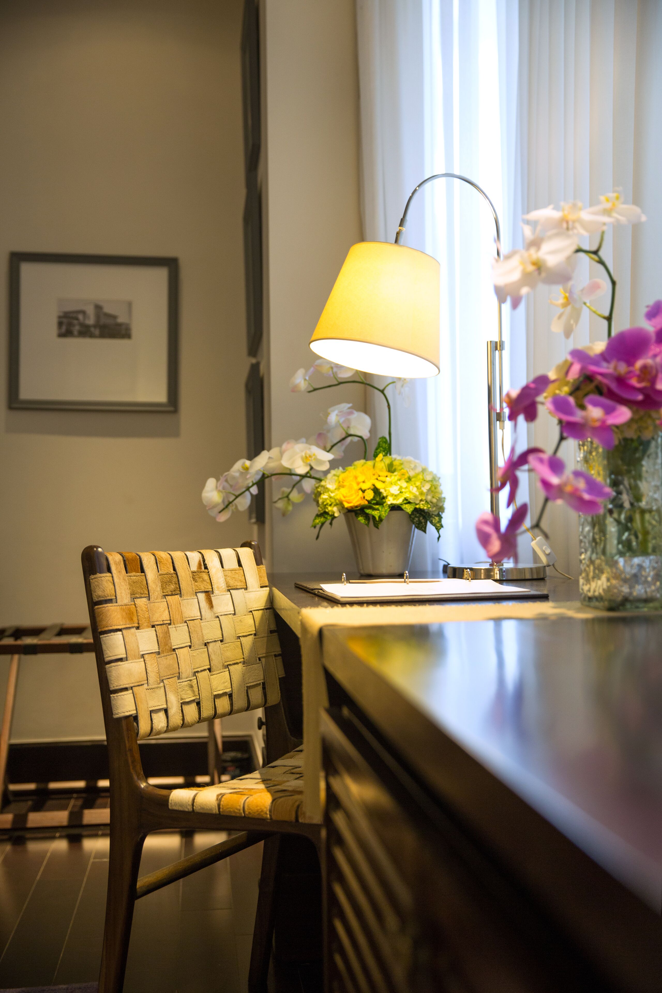 deluxe king room | interior