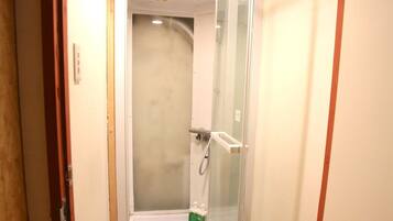 Basic Shared Dormitory, 1 Bedroom (Male and Female Guest Mixed) | Bathroom shower