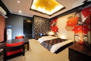 Habitación tradicional (1 Free Food/Person, Laundry Service ) | Ropa de cama de alta calidad y wifi gratis 