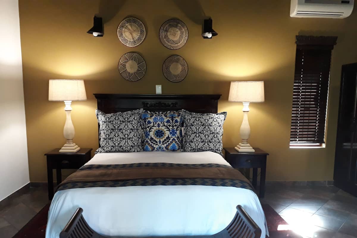 Luxury Tek Büyük Yataklı Oda | 1 yatak odası, kaliteli yatak takımı, kuştüyü yorgan