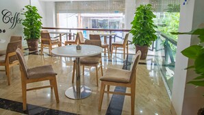 Unclassified image, 5 of 125, button - Miami Beach Hotel (Da Nang)