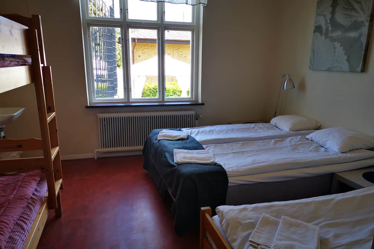 Standard Room | Iron/ironing board, free WiFi