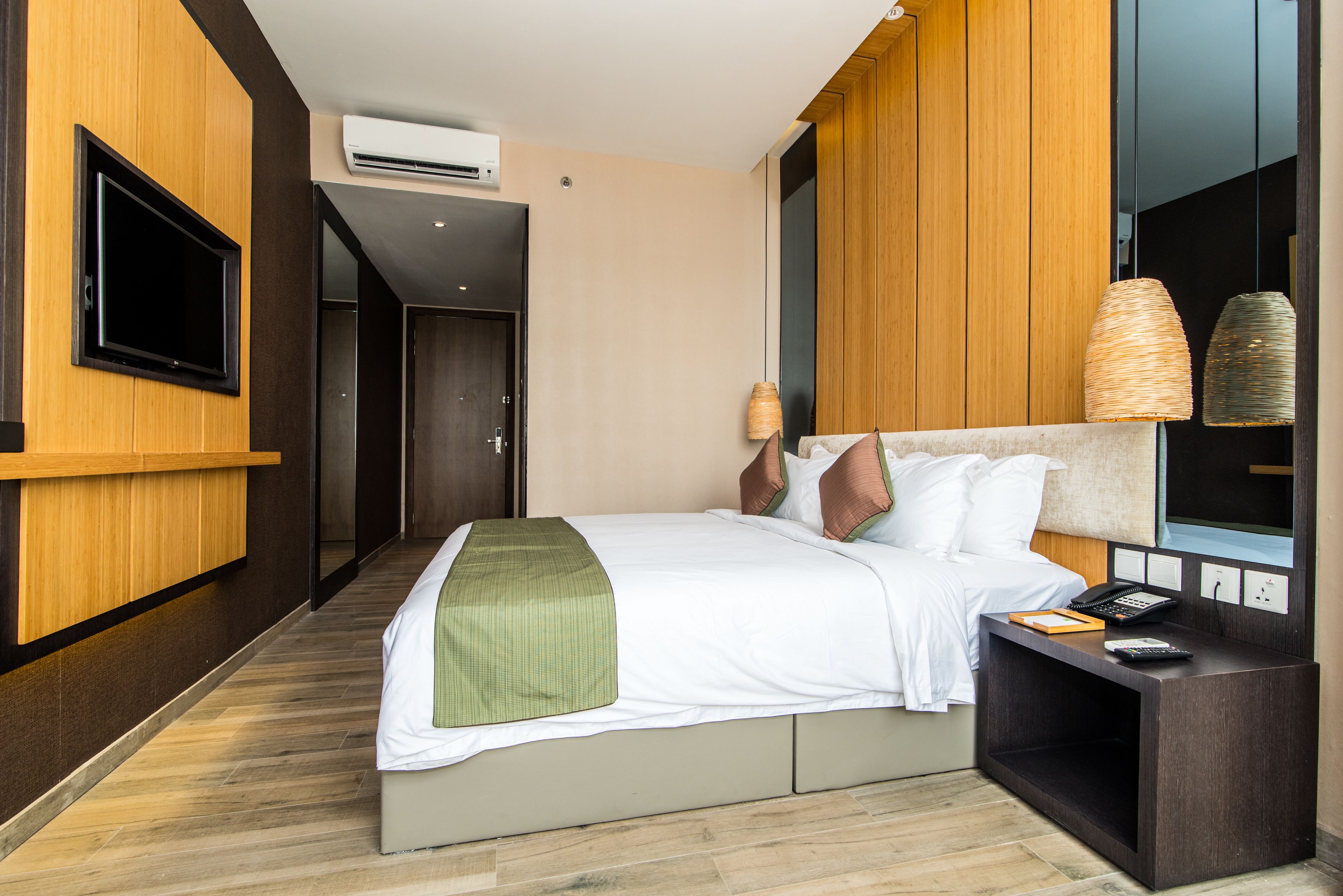 in-room safe, desk, iron/ironing board, rollaway beds