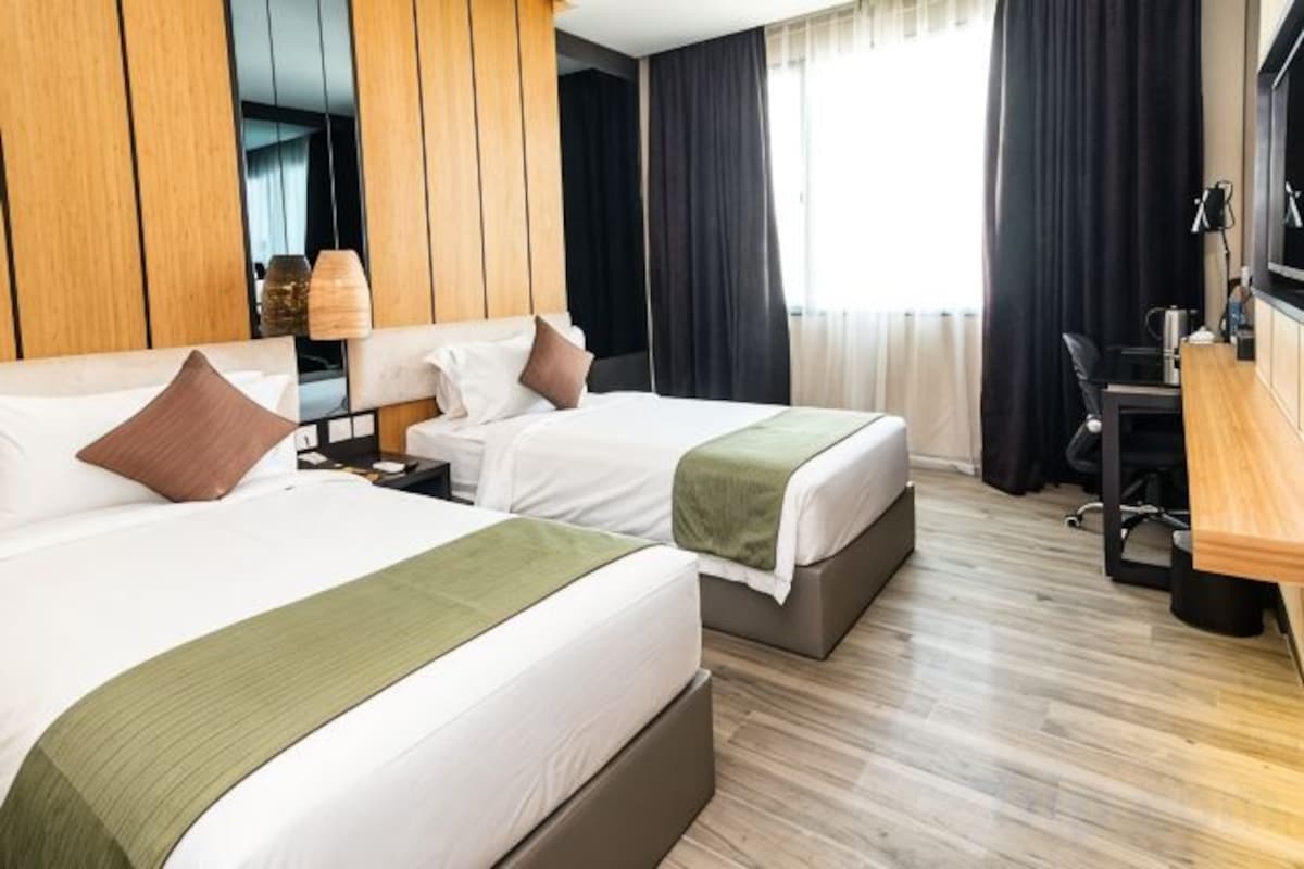 In-room safe, desk, iron/ironing board (on request), free WiFi