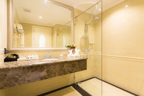 Family Suite, 2 Bedrooms, City View | Bathroom | Rainfall showerhead, free toiletries, hair dryer, bathrobes - LK President (Pattaya)