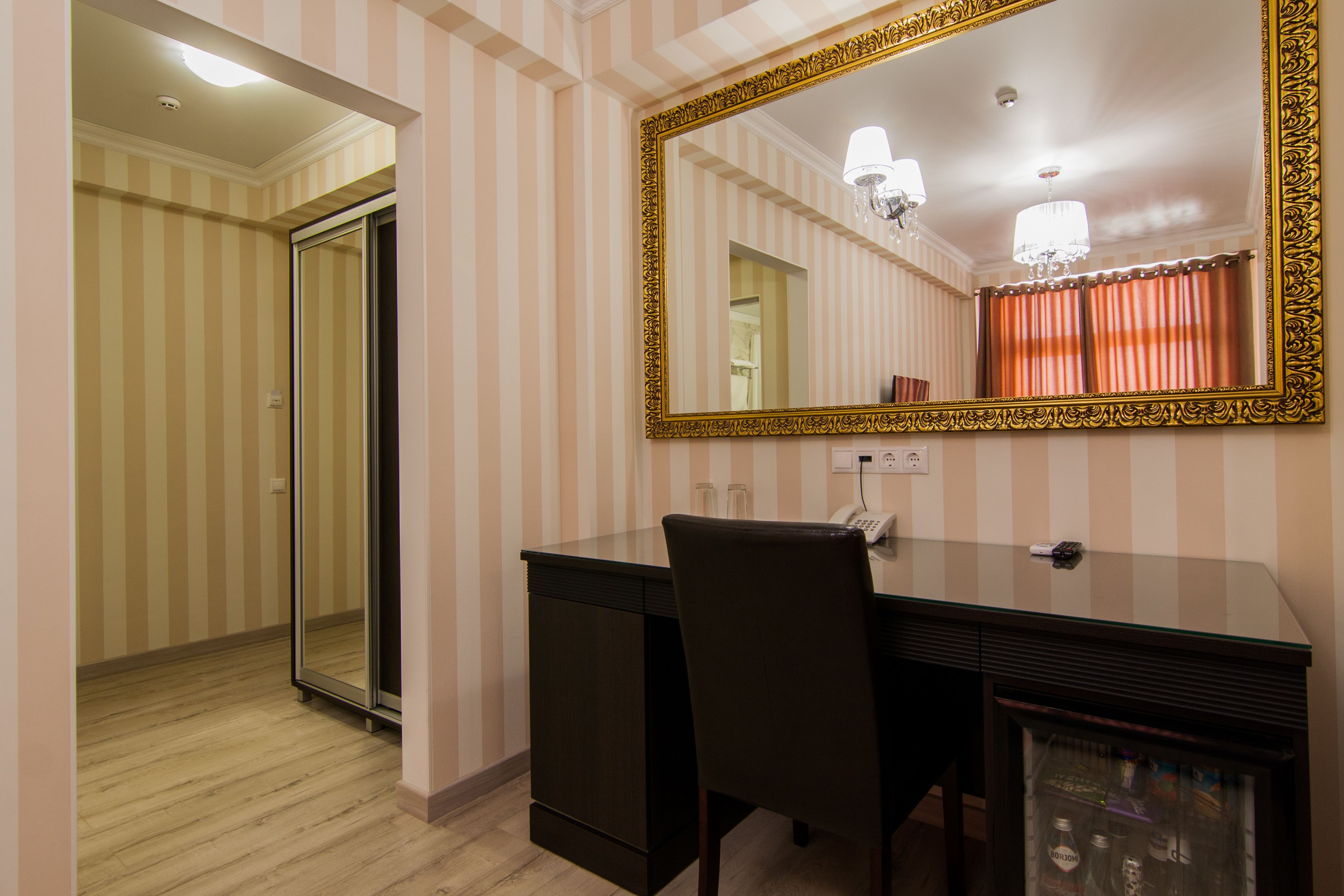 superior double room | minibar, in-room safe, desk, soundproofing