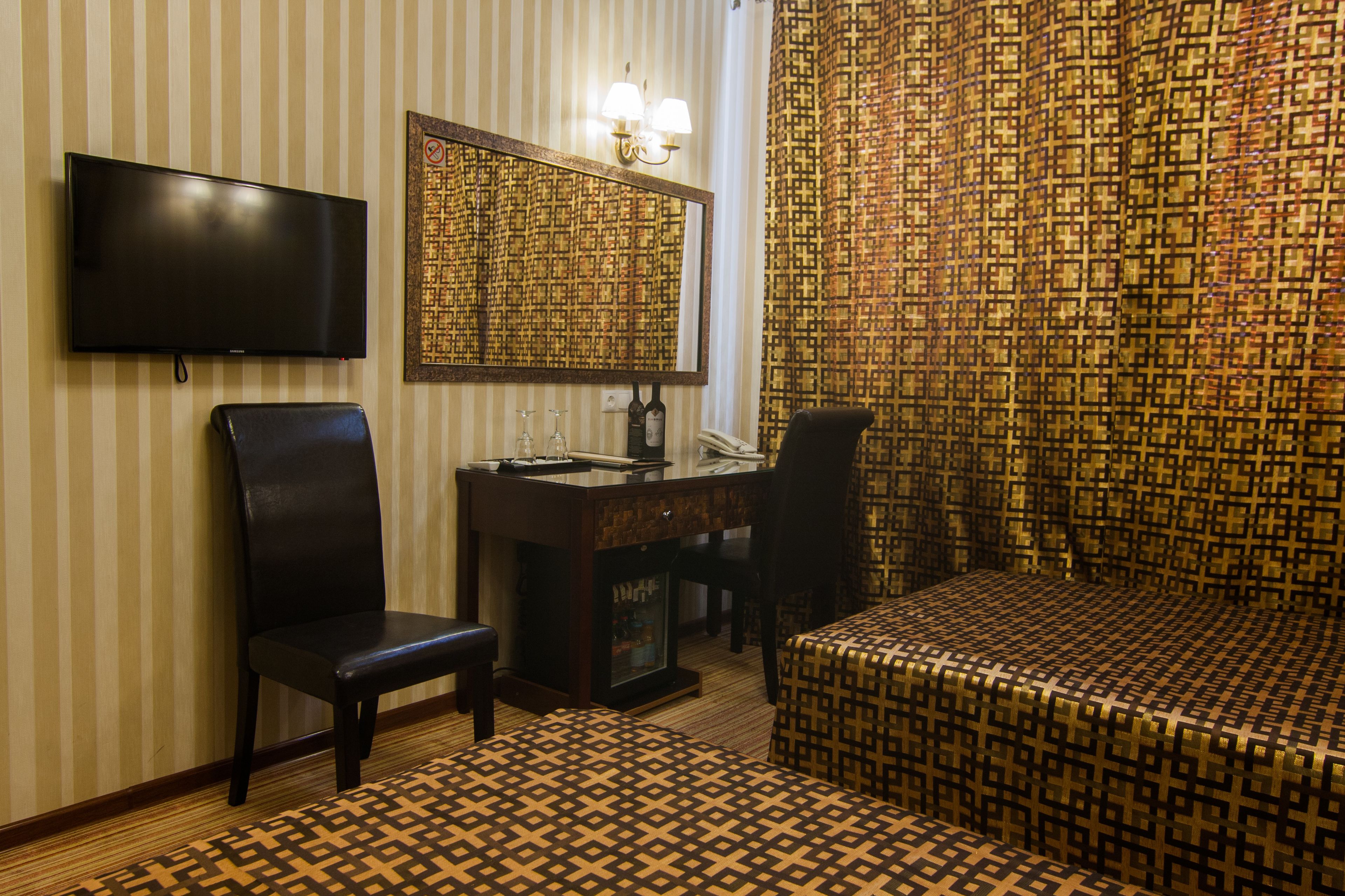 minibar, in-room safe, desk, soundproofing