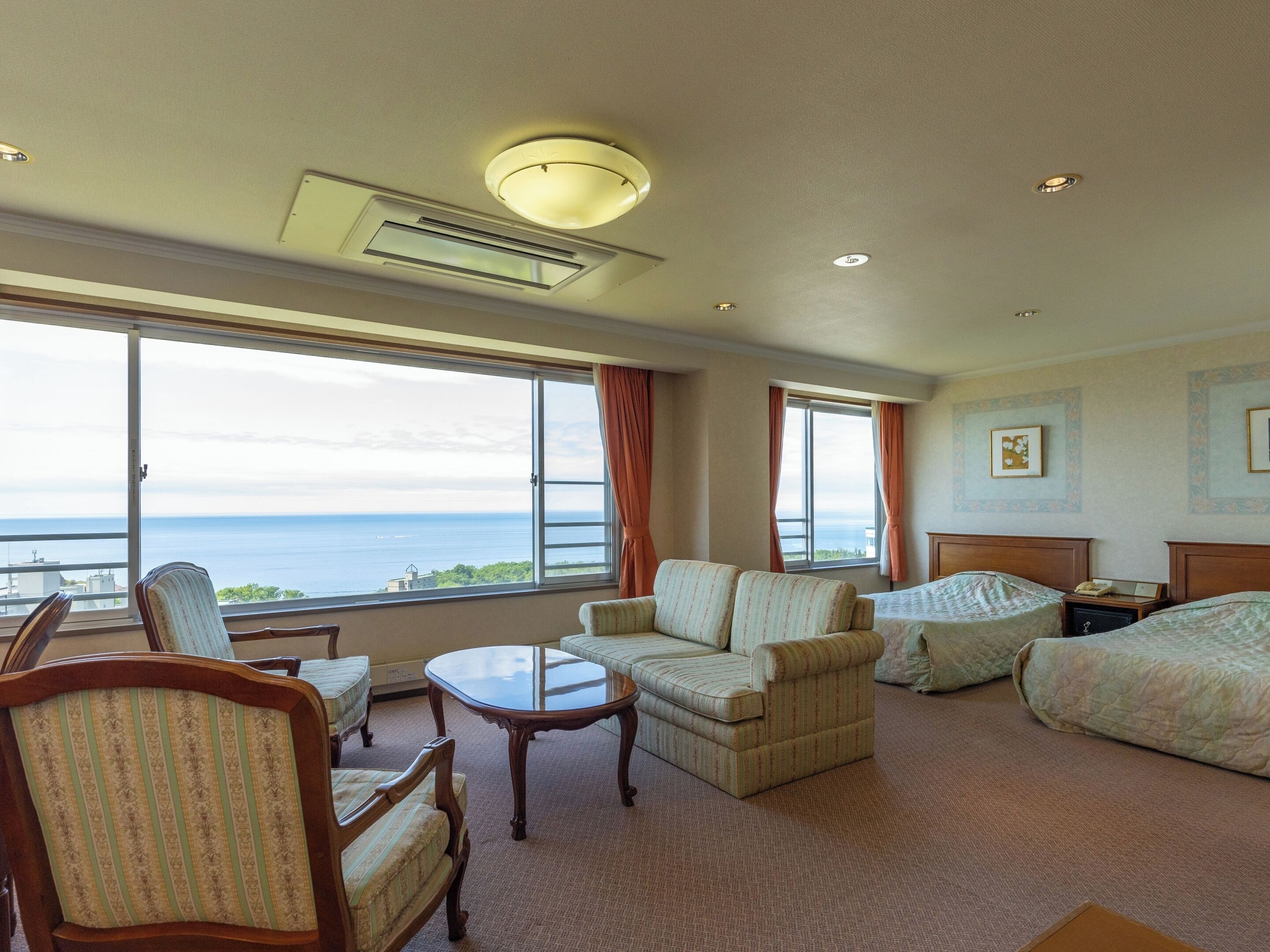 Chambre Tradition, 2 lits une place, non-fumeurs (Japanese Western Style, West 9-10 FL) | Coffres-forts dans les chambres, bureau, Wi-Fi gratuit, draps fournis