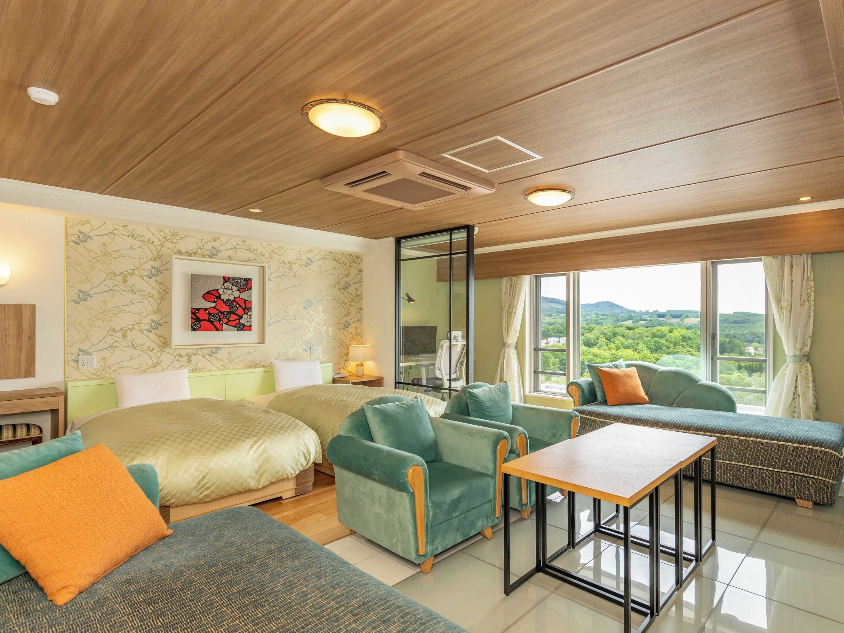 Chambre Deluxe, non-fumeurs (Corner) | Coffres-forts dans les chambres, bureau, Wi-Fi gratuit, draps fournis