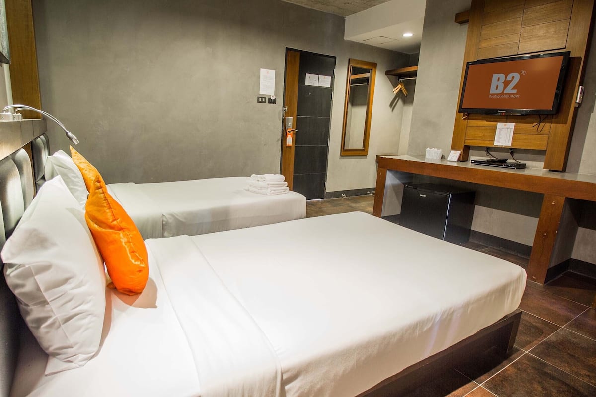 Superior Room | Bàn, màn/rèm cản sáng, truy cập Internet không dây miễn phí