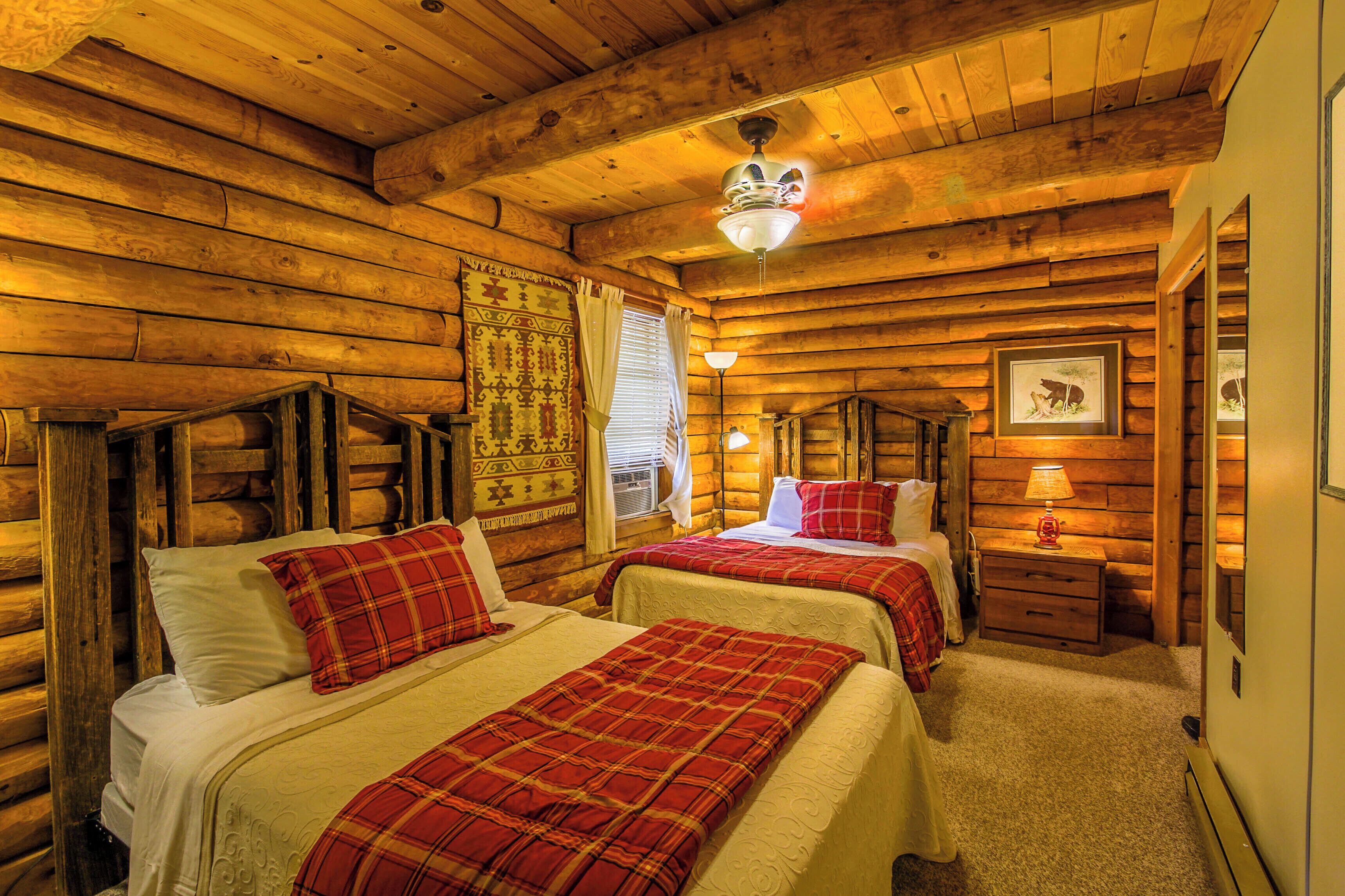 Cabin | Individually decorated, individually furnished, free WiFi, bed sheets