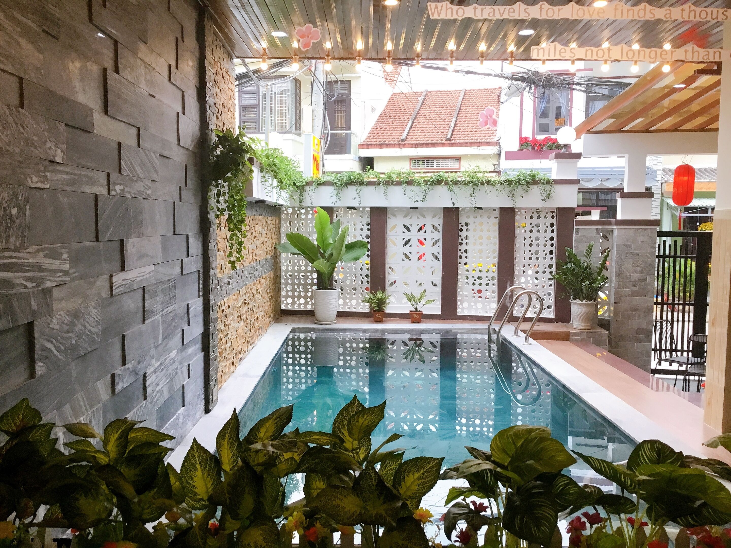Hồ bơi