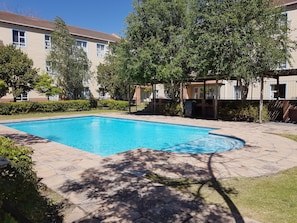2 outdoor pools - Bradclin @ Mutual (Cape Town)