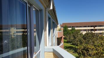 Comfort Apartment, 2 Bedrooms (Mutual) | View from room