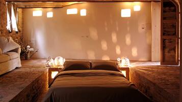 Suite Superior | Minibar, cassaforte in camera, con stile personalizzato