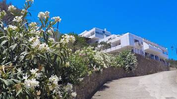 Entrée de l’hébergement