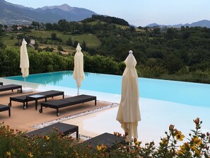 Villa - privat pool | Udsigt fra værelset