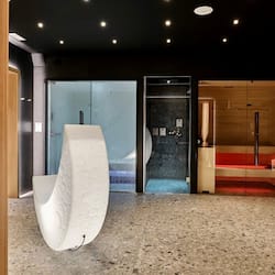 Espace de soins pour les couples, sauna, bain à remous, hammam, hammam