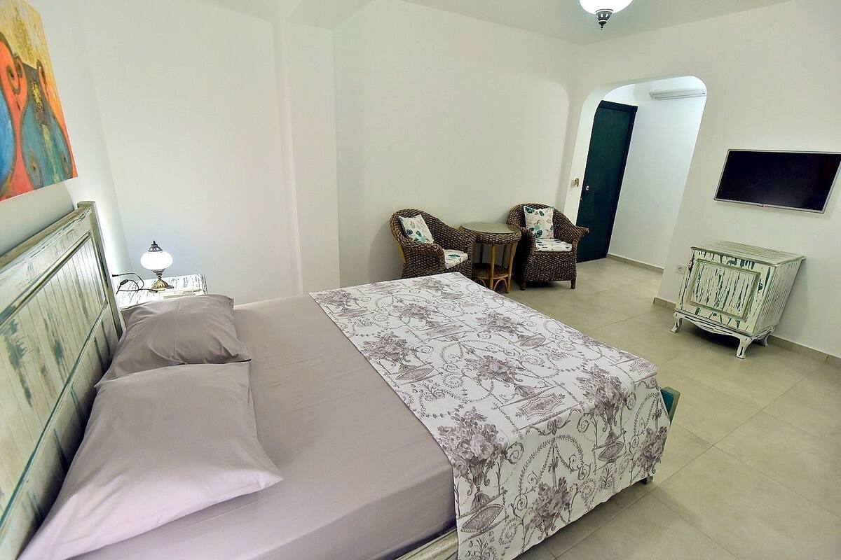 standard double room, sea view | premium bedding, minibar, soundproofing, free wifi