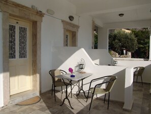 Studio (single use) | Balcony