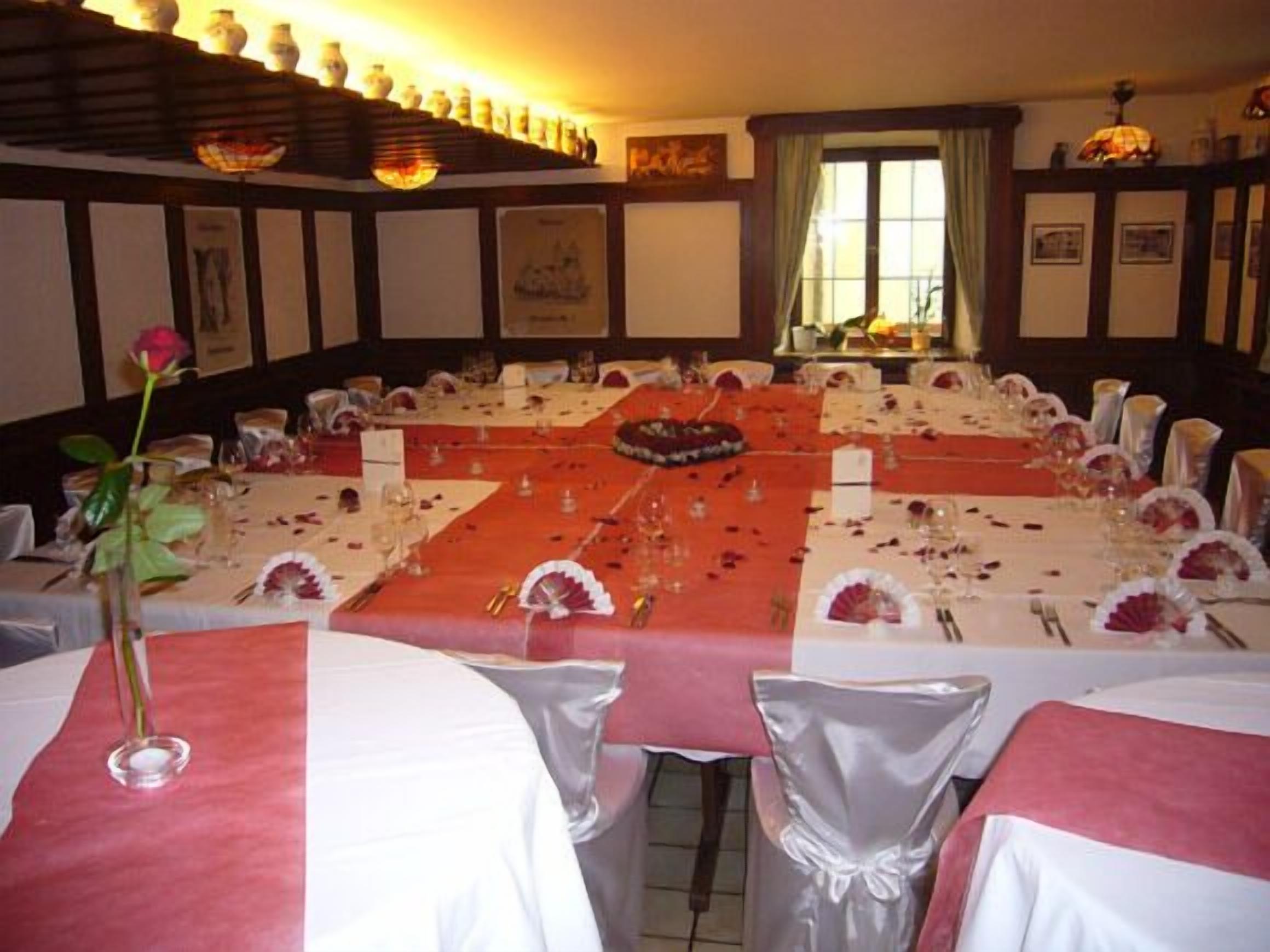 lunch and dinner served, regional cuisine