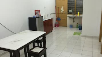 Family House, 3 Bedrooms, Mountain View | 3 bedrooms, individually decorated, individually furnished, desk