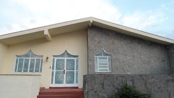 Fachada da propriedade