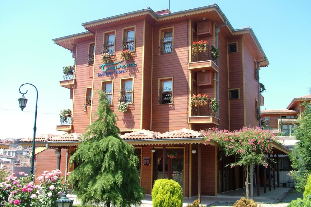Turquhouse Hotel