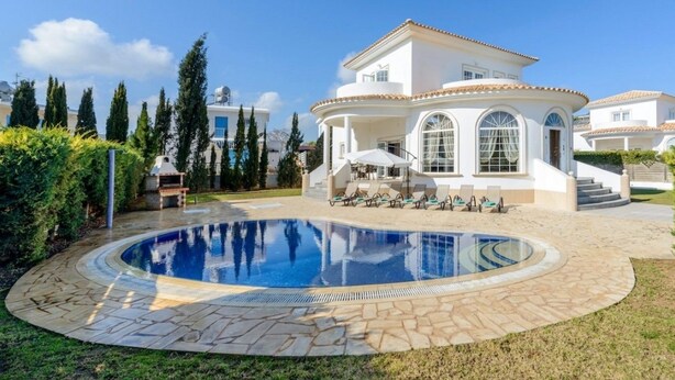 Villa, 4 habitaciones | Piscina privada