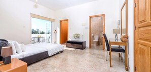 Villa, 4 Bedrooms | Living area | 40-inch LCD TV with satellite channels, TV, DVD player - Villa Elysium (Sotira)