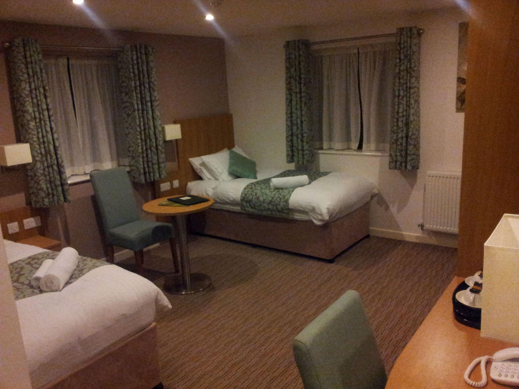 desk, laptop workspace, iron/ironing board, free wifi