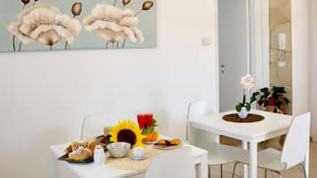 Bao gồm bữa sáng buffet hàng ngày