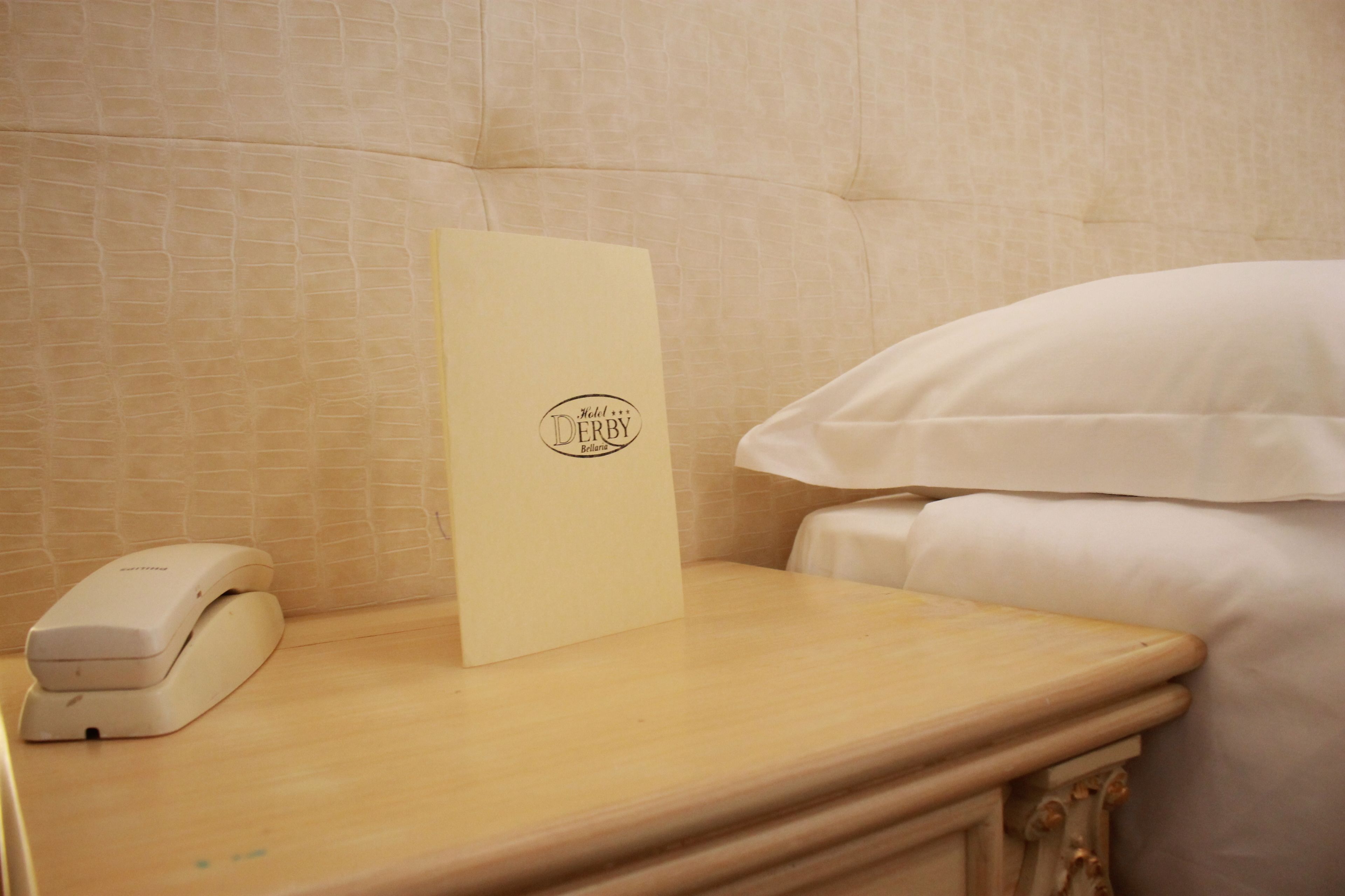 quadruple room | 1 bedroom, in-room safe, desk, iron/ironing board