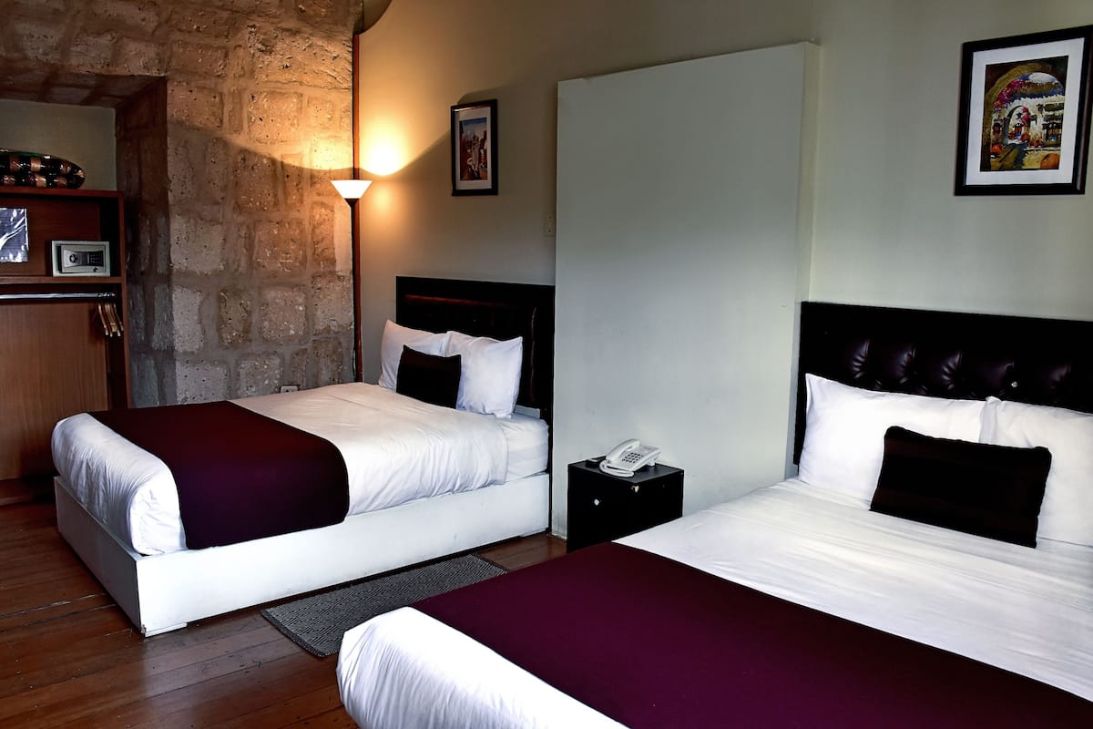 Twin Room | Minibar, in-room safe, rollaway beds, free WiFi