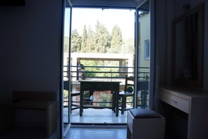 1 bedroom, in-room safe, desk, soundproofing - Angela Apartments (Corfu)