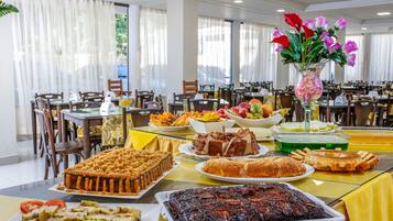 Alimentação e bebidas