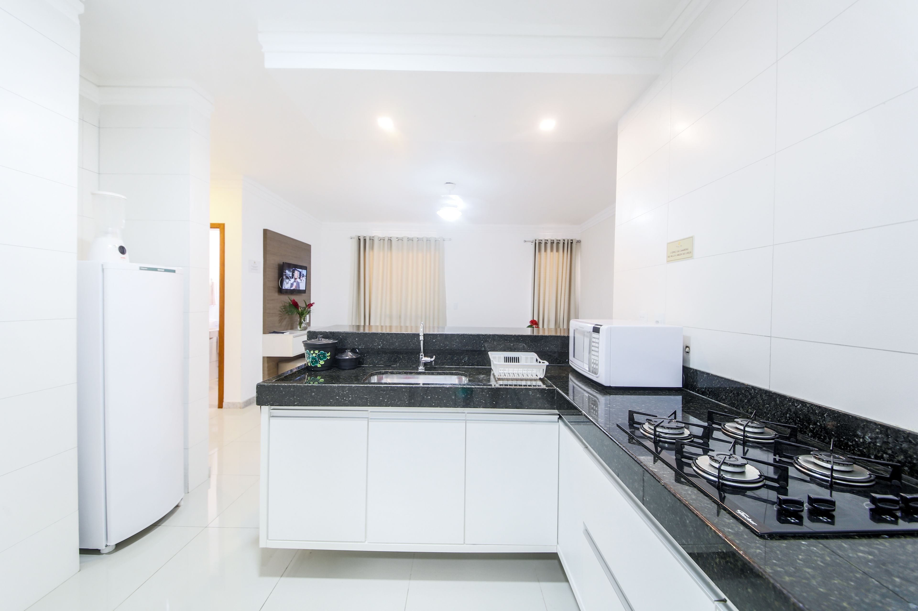 family room (2) | private kitchen