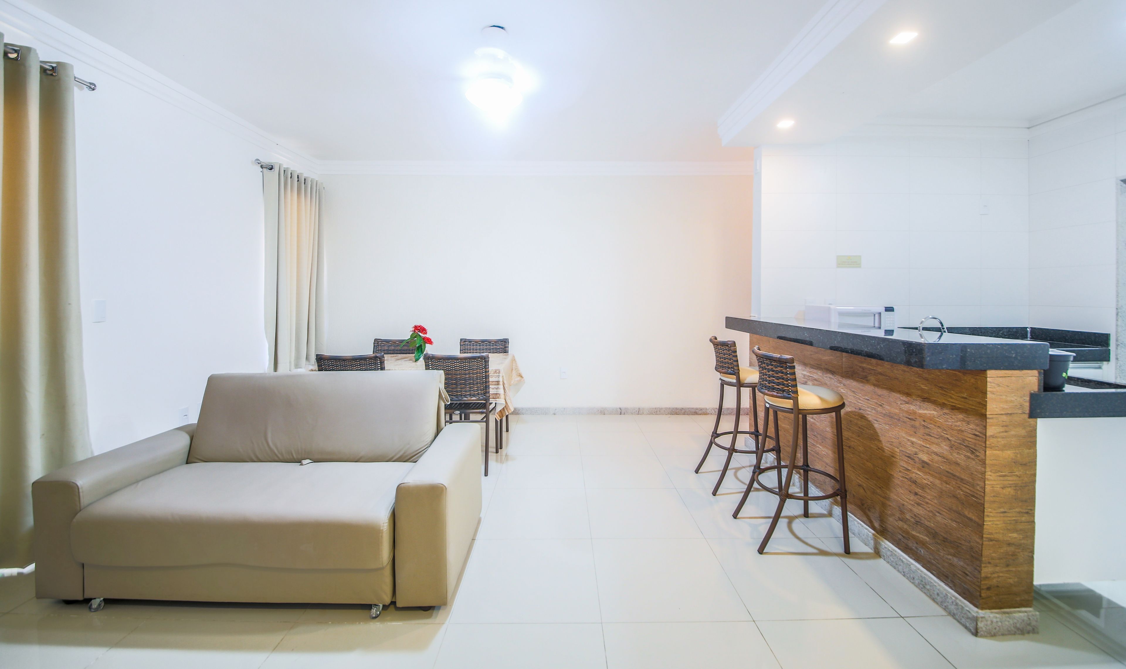 family room (2) | in-room dining