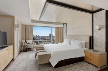 Shangri-La The Fort, Manila