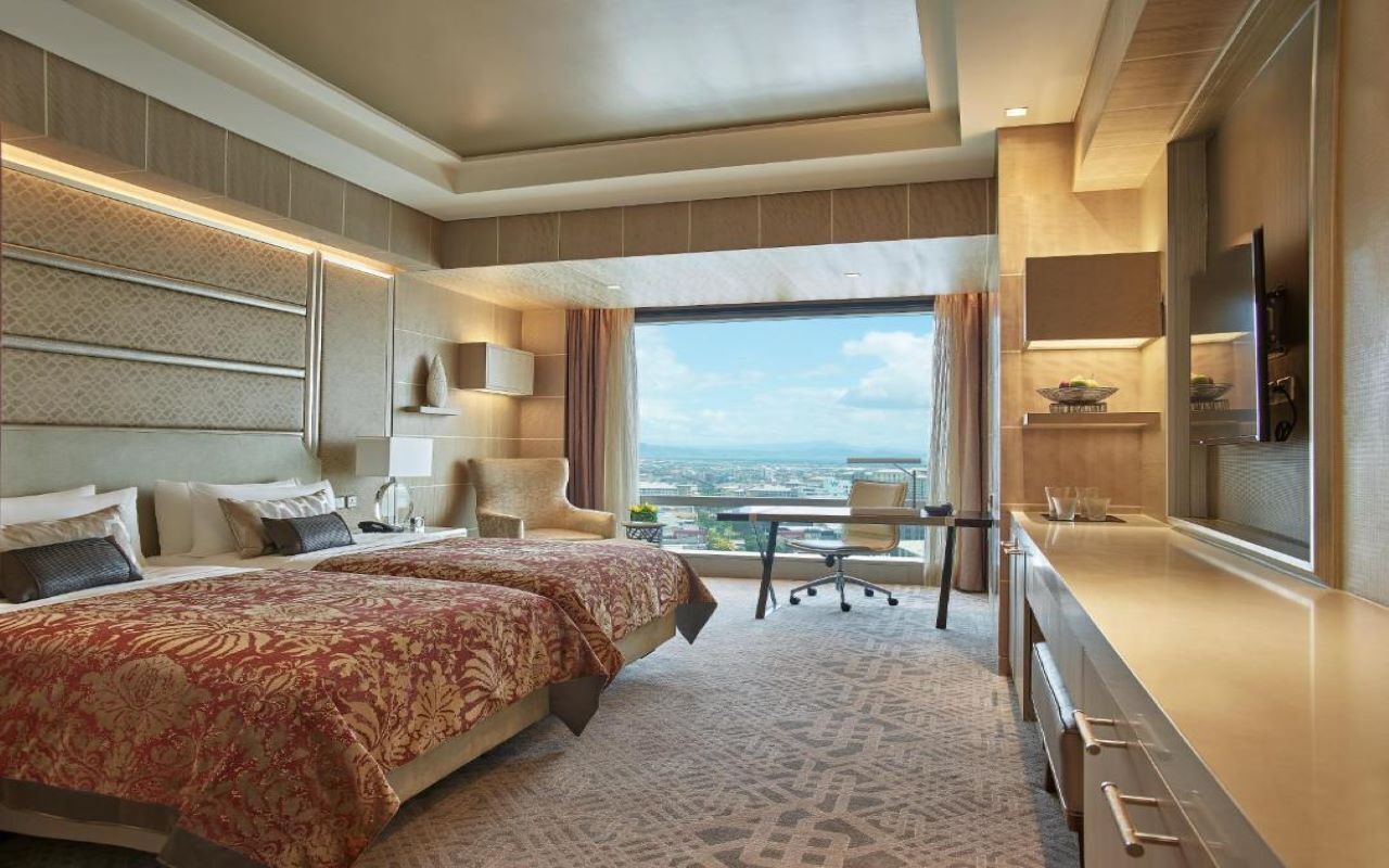 Minibar, in-room safe, desk, laptop workspace