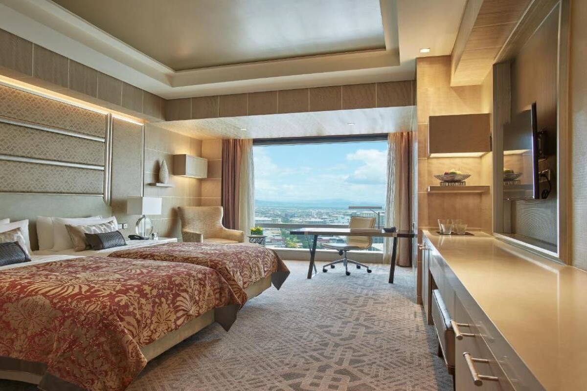 Minibar, in-room safe, desk, laptop workspace