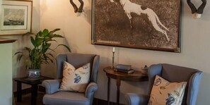 Interior - Chartwell Castle (Farmall)