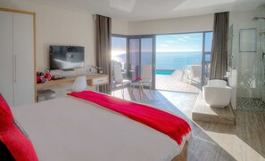 Room, Pool View | Premium bedding, free minibar, in-room safe, desk - Sea Star Rocks (Cape Town)